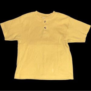 Yellow T shirt
